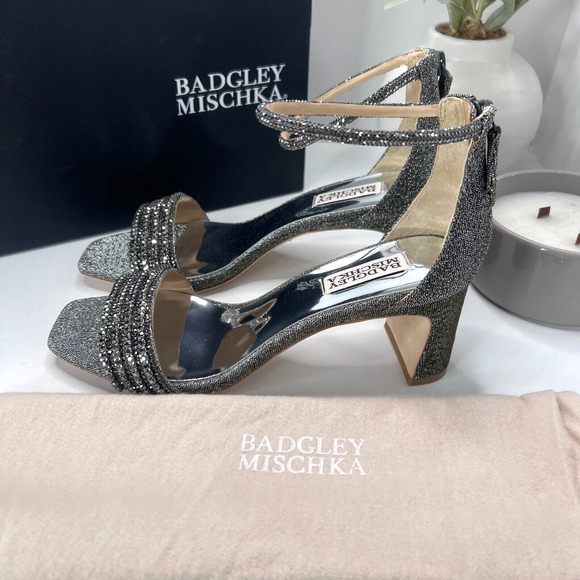 Badgley Mischka Kameryn Open Toe Block Heel Sandal Pewter Women's 8 NWB - Picture 2 of 12